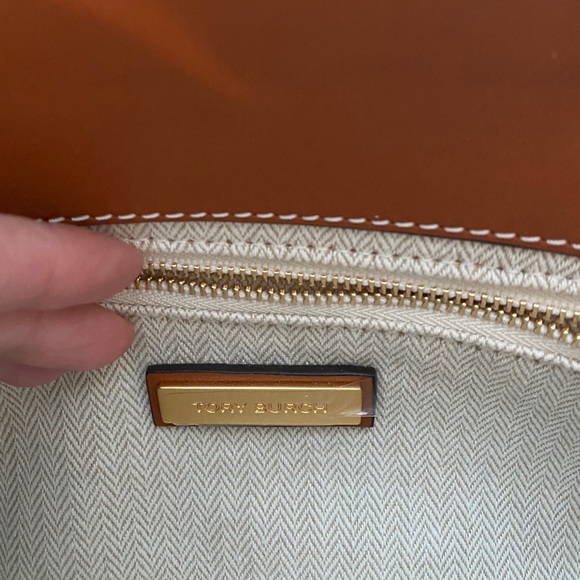 -HP- Tory Burch Cuoio Miller Clutch - Picture 7 of 8